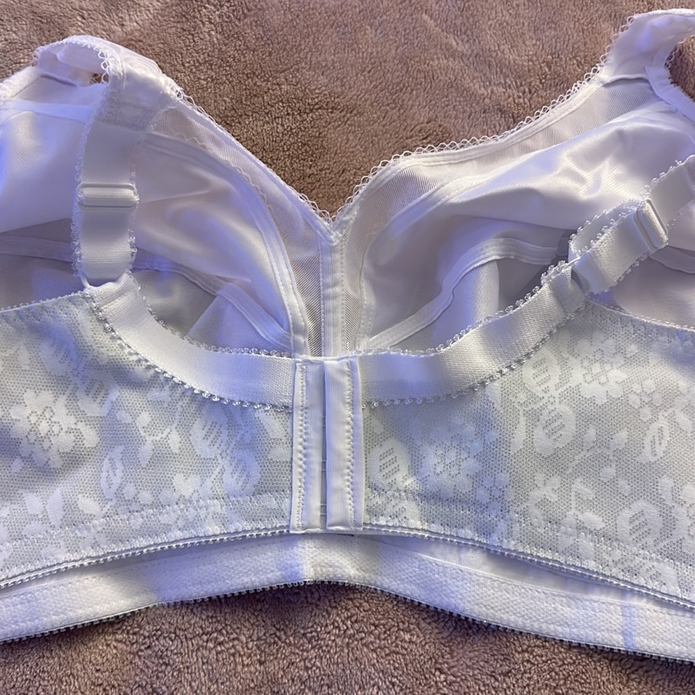NWT Playtex 18 Hour Bra - Picture 6 of 7